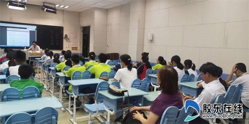 烟台十四中举办“文艺家进校园”活动，搭建文化艺术交流新平台